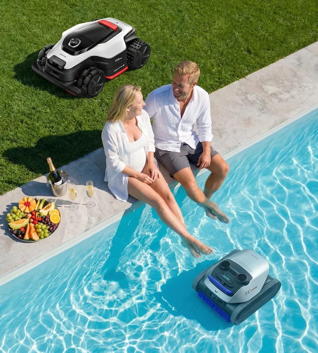 Smart Robotic Lawn Mowers & Pool Cleaners | Dreame Yard Care US